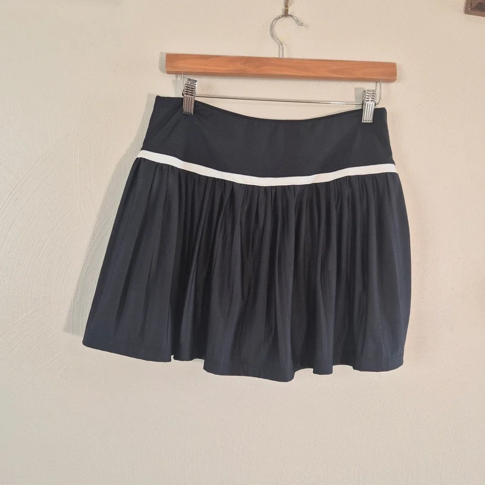 Juicy Couture Sport Tennis Skort Womens Large Black Pleated Athleisure Sporty